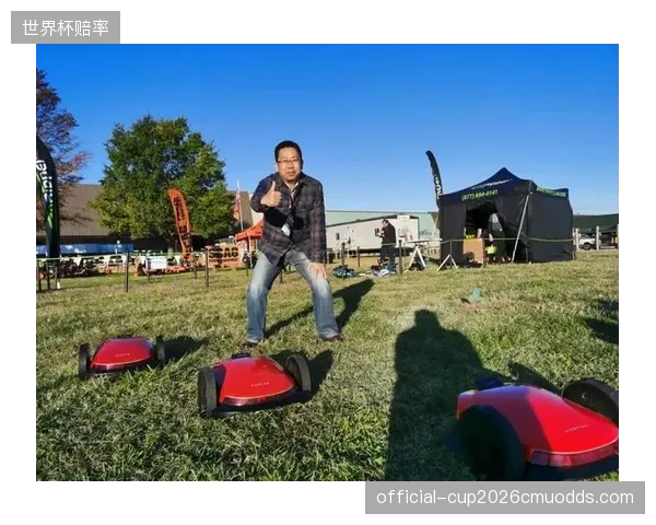 封闭集训需重点解决前场球员默契度,提升进攻终结效率迫在眉睫。 封闭集训需重点解决前场球员默契度,提升进攻终结效率迫在眉睫。